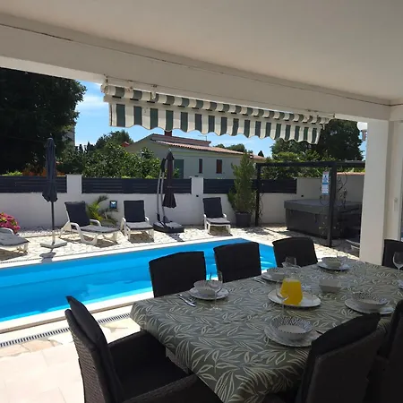 Carnizza - Private With Pool And Jacuzzi Villa *